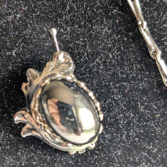 Vintage Ornate Hematite Pendant Necklace and Matching Earrings Set - Picture 10 of 14